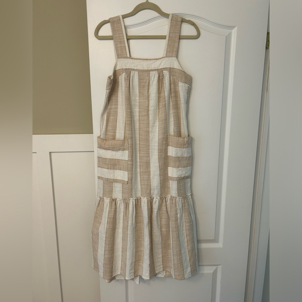 Linen dress